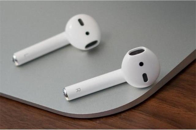 苹果耳机炸耳朵新闻苹果耳机容易掉出耳朵